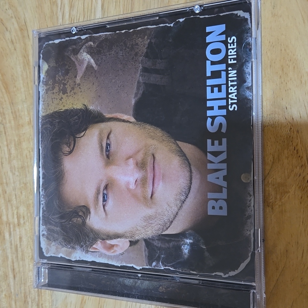 Blake Shelton Startin Fires CD